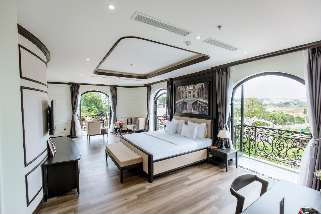 Khach San Robin Gia Nghia Hotel Kültér fotó