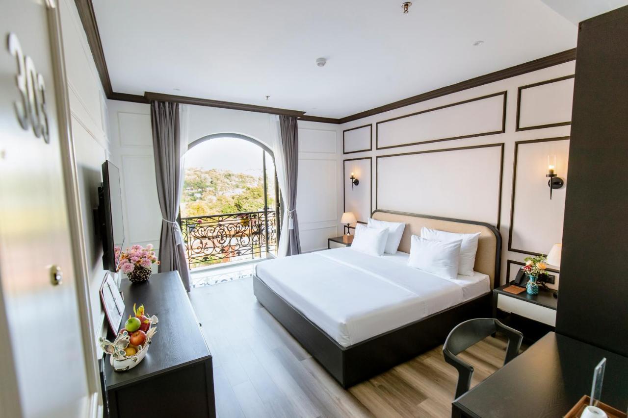 Khach San Robin Gia Nghia Hotel Kültér fotó