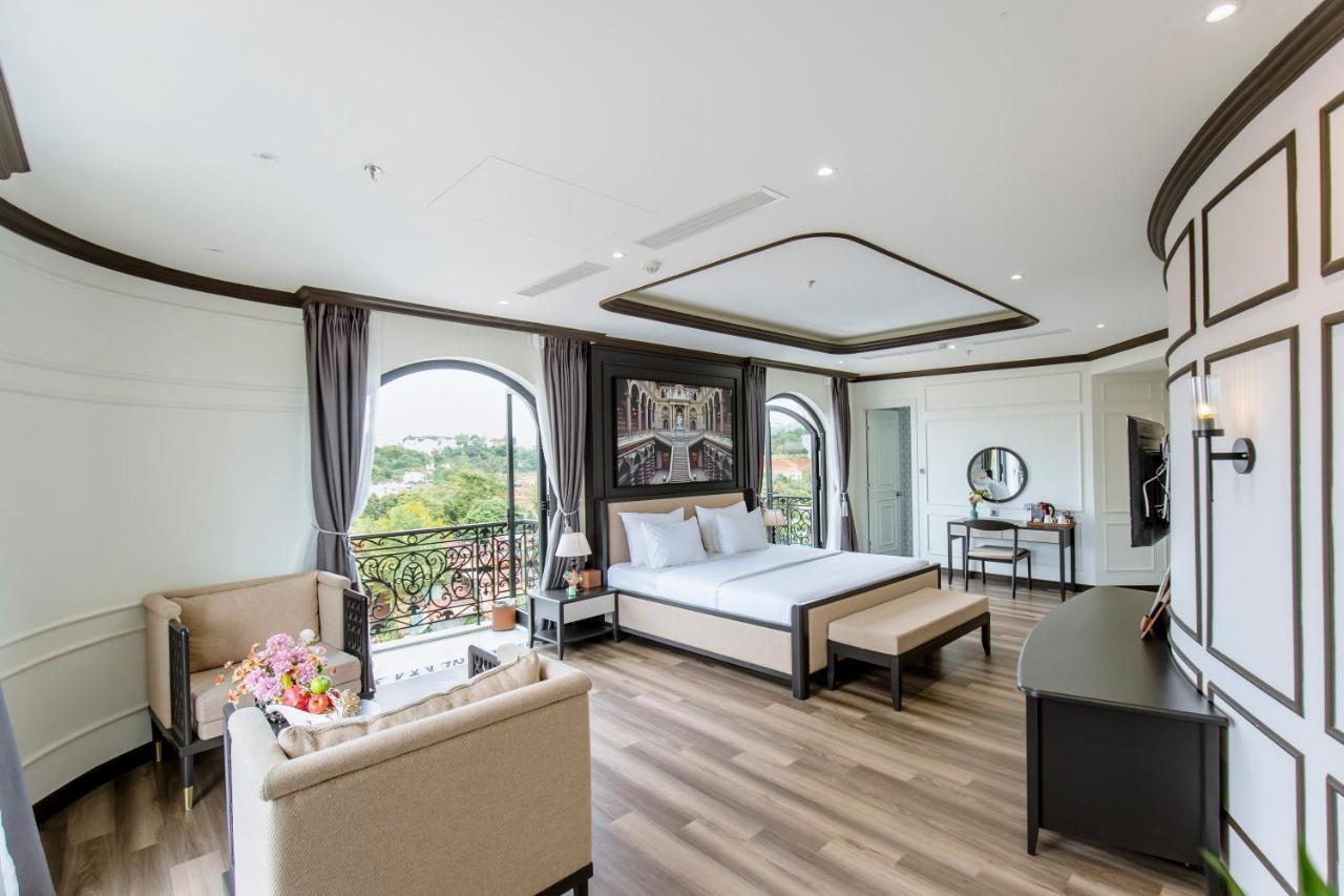 Khach San Robin Gia Nghia Hotel Kültér fotó